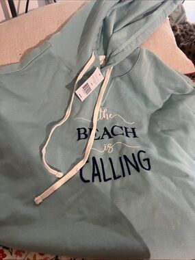 Kids' Light Aqua 'The Beach is Calling' Pullover Hoodie